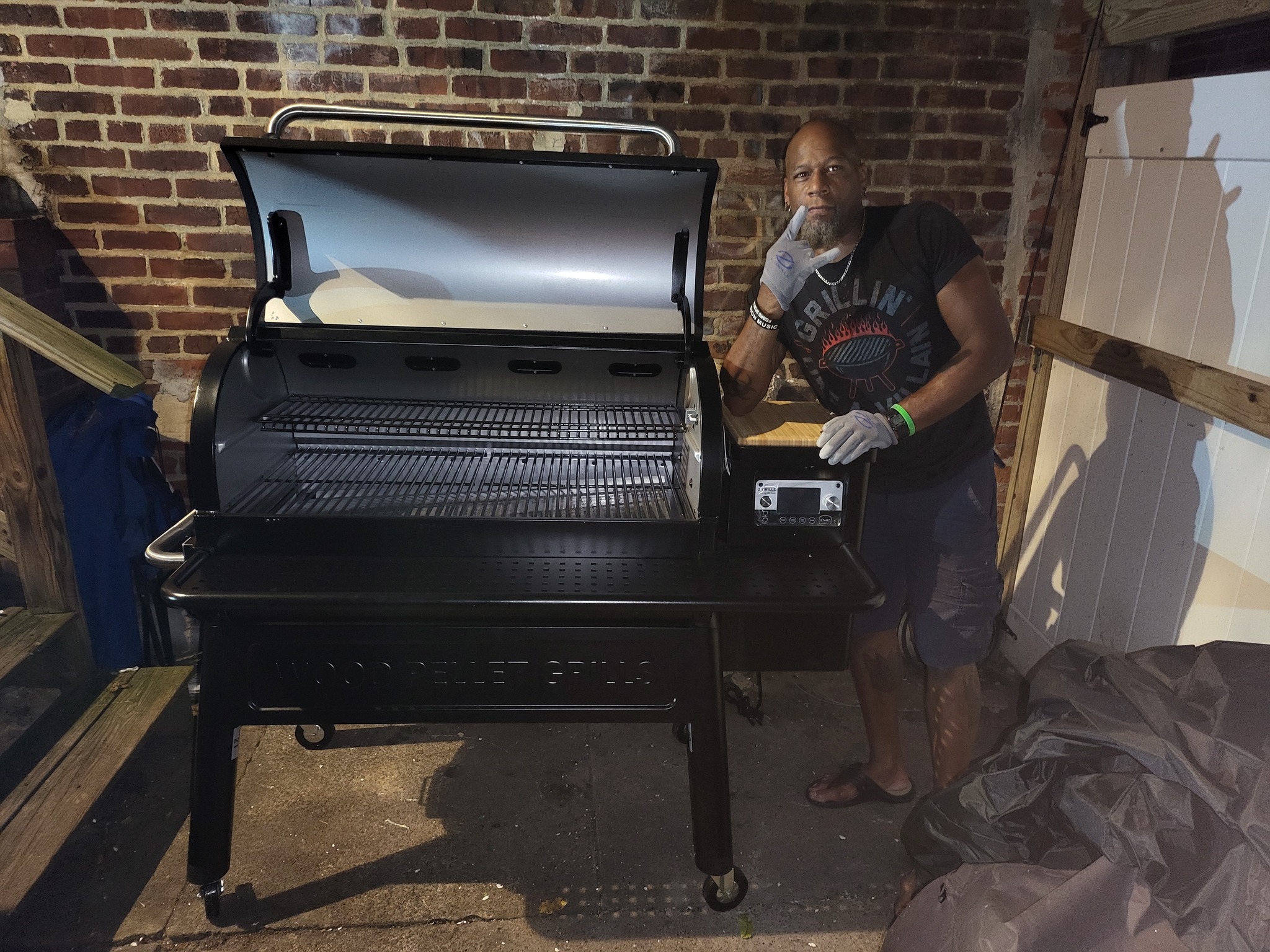 Moshmaster’s Top 4 Grills and Smokers for Backyard Cooking